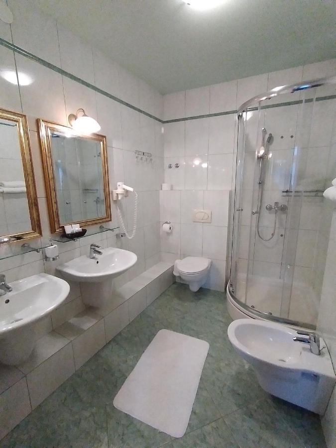 Hotel Livadic Samobor Extérieur photo